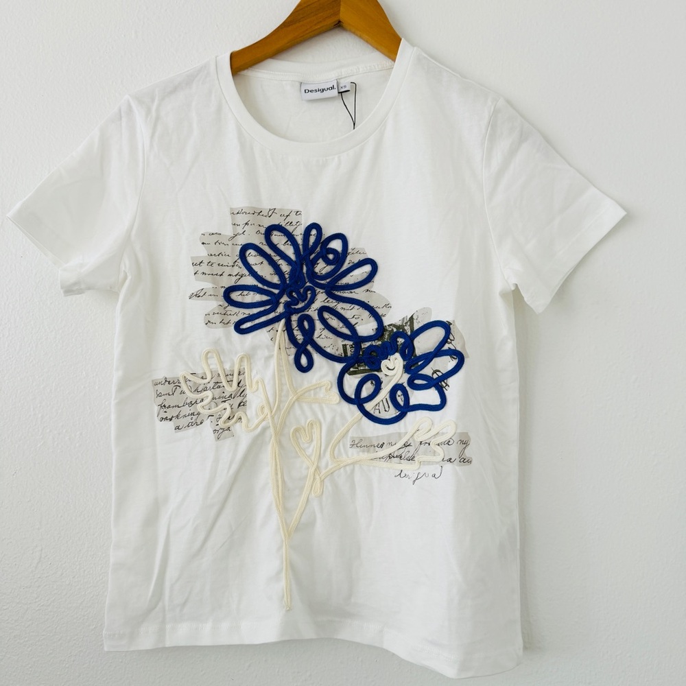 NWOT Desigual Floral Textured White Short Sleeve Shirt